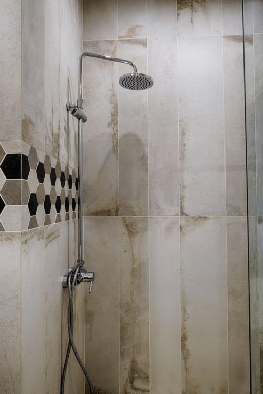 Alpinia n Lotus Apartments Солун Екстериор снимка